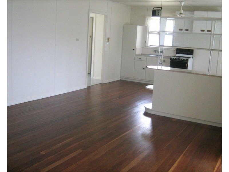 4 French Avenue, Maryborough QLD 4650