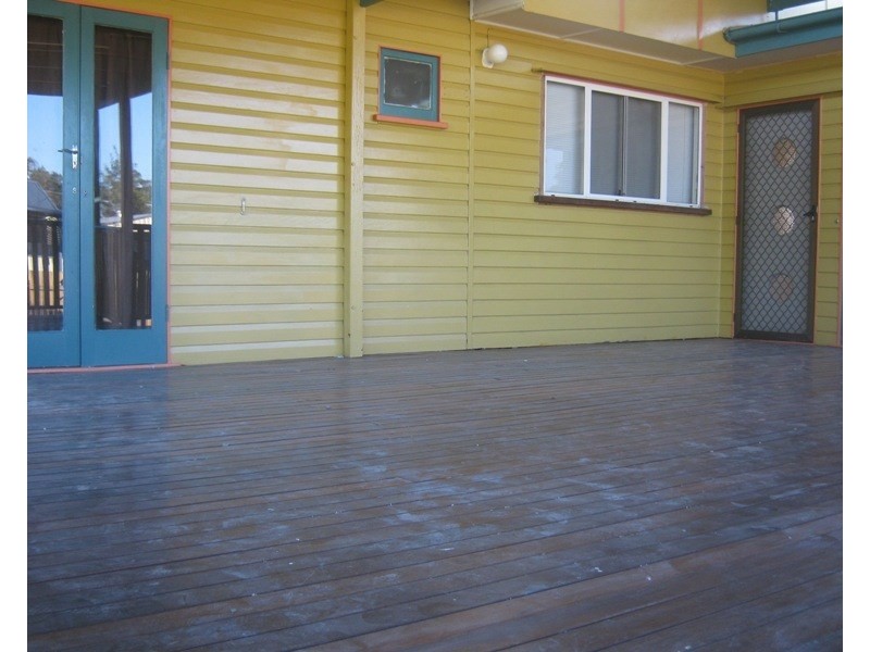 70 Brugh Street, Aldershot QLD 4650