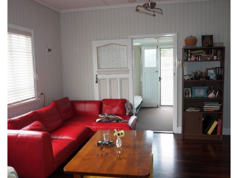 15 Amity Street, Maryborough QLD 4650