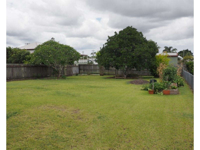 15 Amity Street, Maryborough QLD 4650