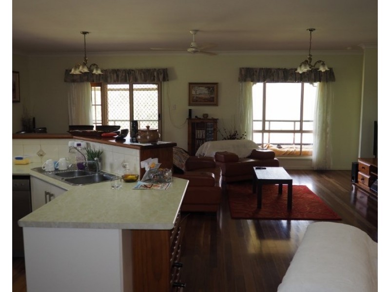 350 Pioneer Road, Mungar QLD 4650