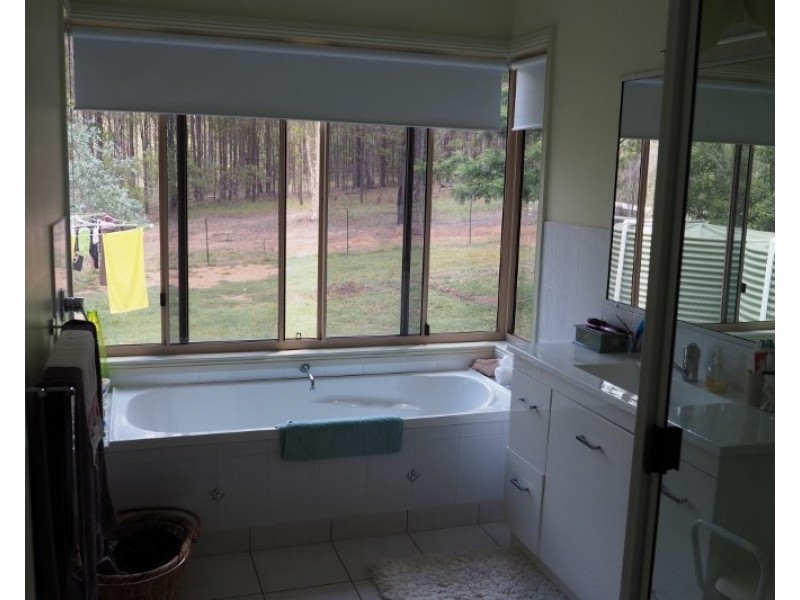 350 Pioneer Road, Mungar QLD 4650