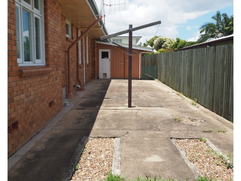 30 Burrum Street, Maryborough QLD 4650