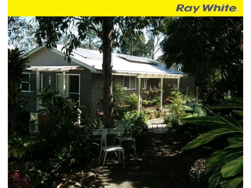 1 Smith Avenue, Tiaro QLD 4650