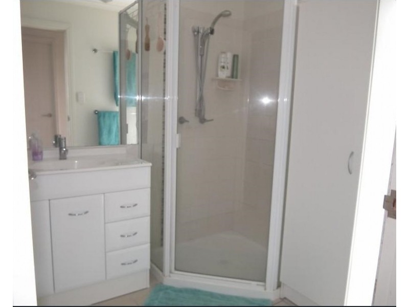 1 Smith Avenue, Tiaro QLD 4650