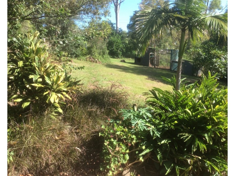 1 Smith Avenue, Tiaro QLD 4650