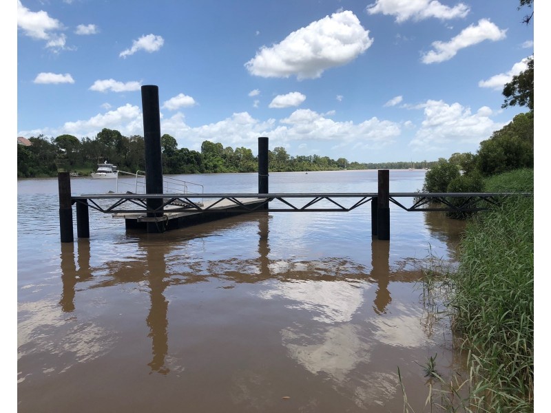 18 O’Brien Street, Granville QLD 4650