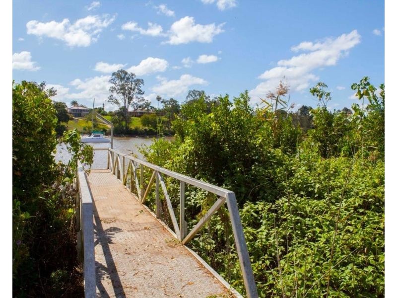 18 O’Brien Street, Granville QLD 4650