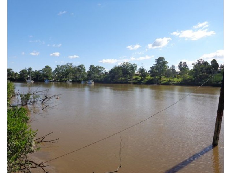 18 O’Brien Street, Granville QLD 4650