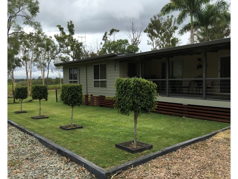 42 Hawes Lane East, Oakhurst QLD 4650