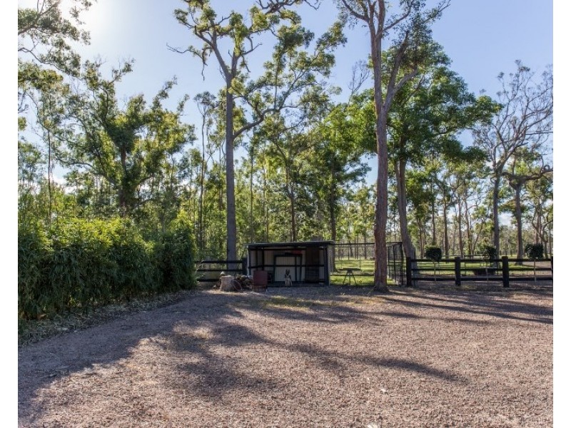 42 Hawes Lane East, Oakhurst QLD 4650