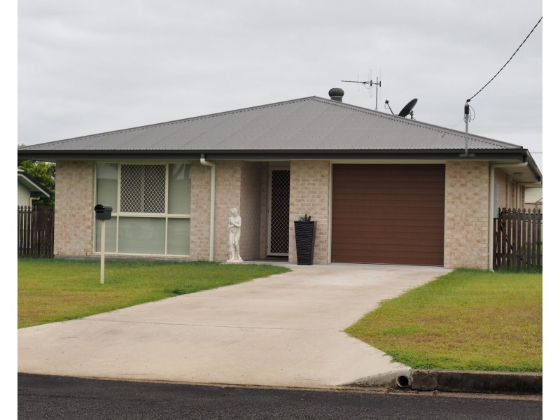 5 Hunter Street, Maryborough QLD 4650