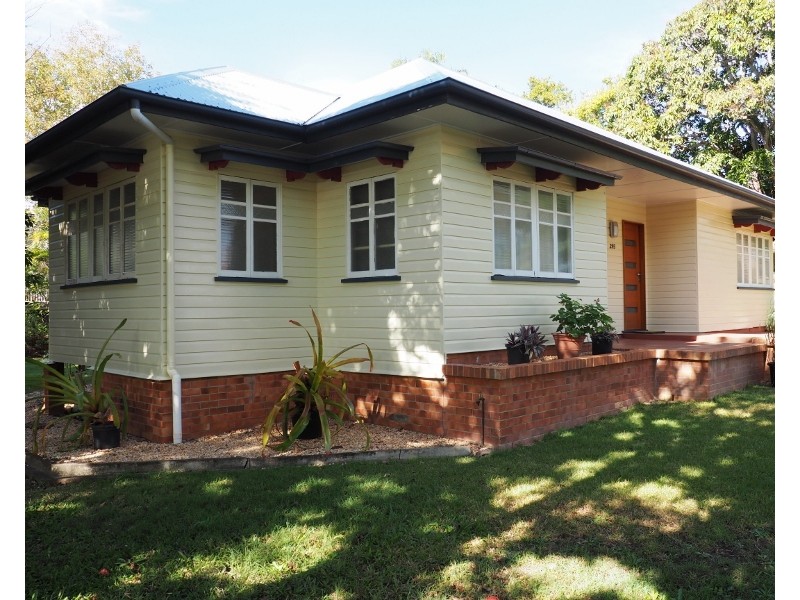 293 Lennox Street, Maryborough QLD 4650