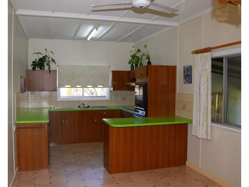 36 Aberdeen Avenue, Maryborough QLD 4650