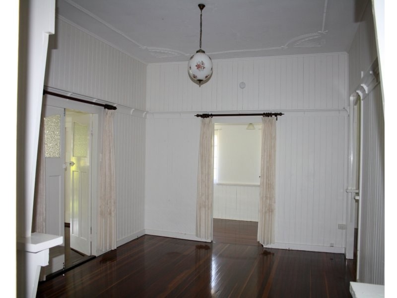 269 John Street, Maryborough QLD 4650