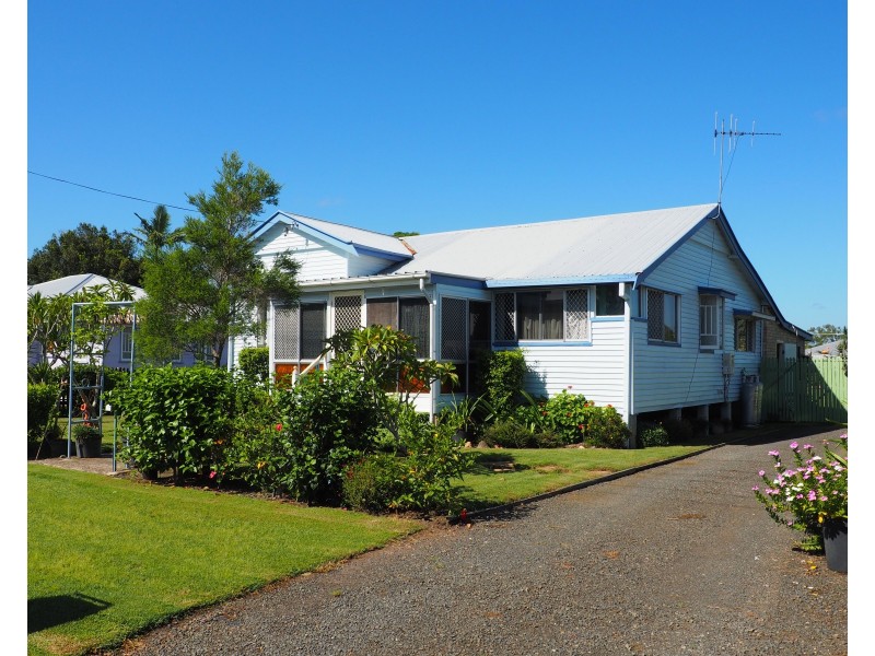 8 Richard Street, Maryborough QLD 4650