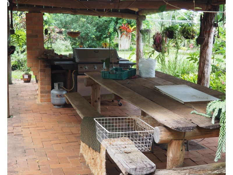 160 Perry Road, Magnolia QLD 4650