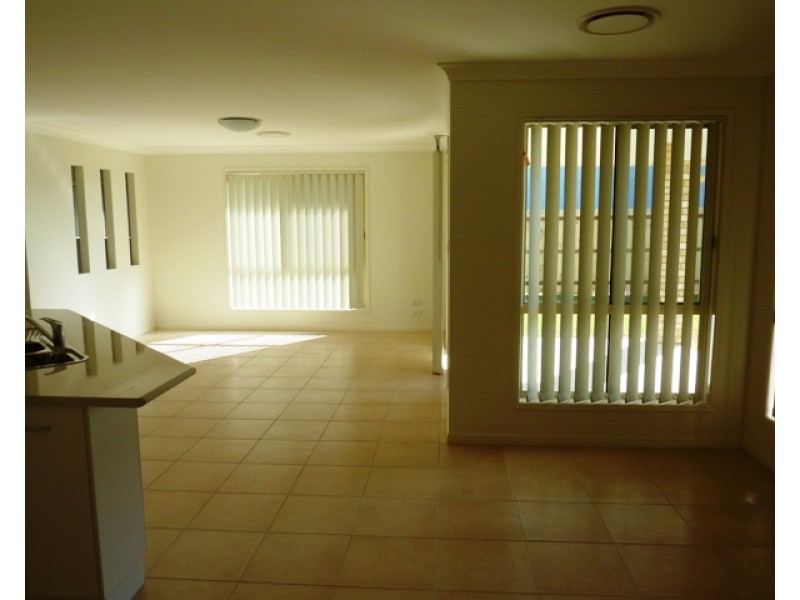 6 Cheyne Circuit, Tinana QLD 4650