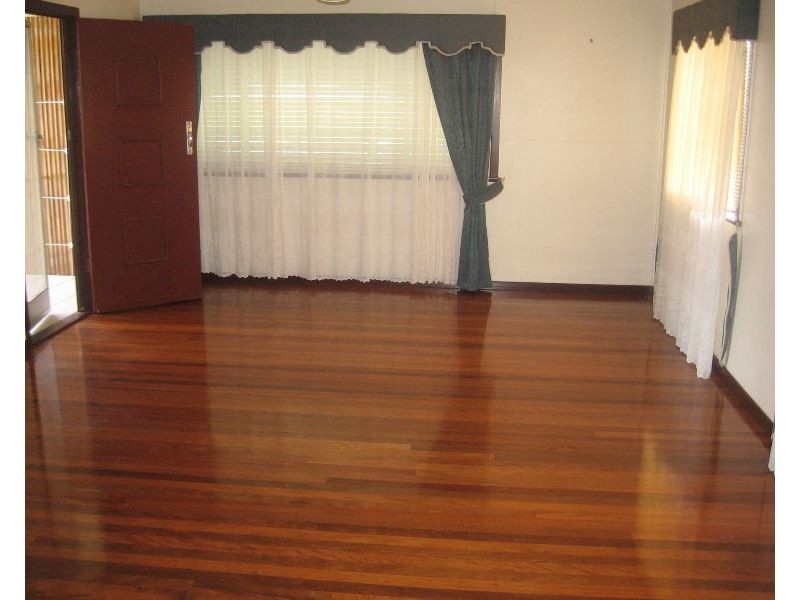 15 Charlemont Street, Maryborough QLD 4650