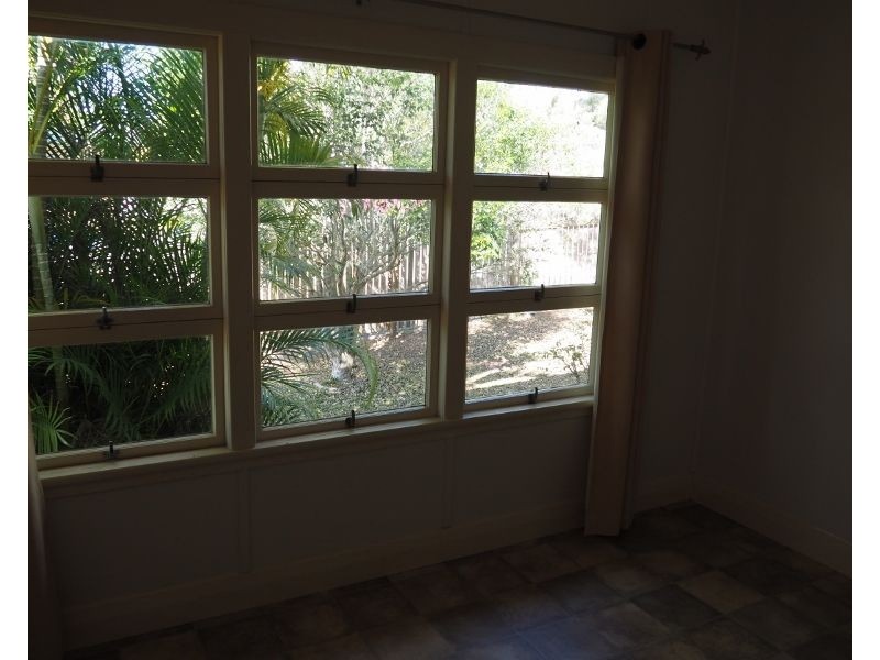 8 Buckler Street, Maryborough QLD 4650