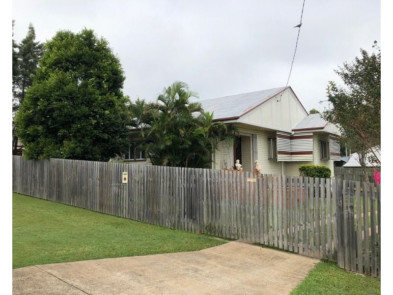 8 Buckler Street, Maryborough QLD 4650