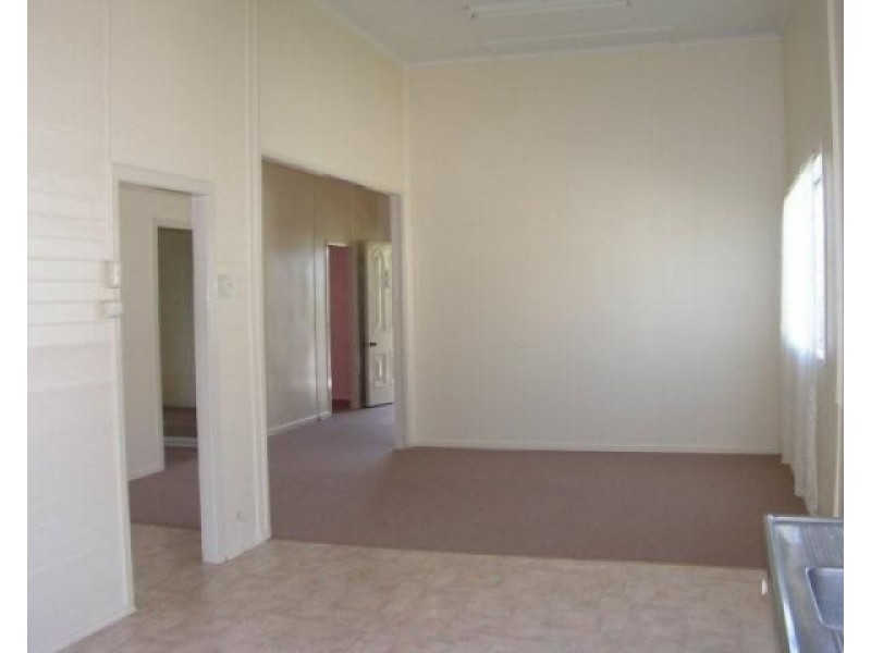 276 Albert Street, Maryborough QLD 4650