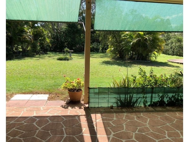 6 Lockett Close, Oakhurst QLD 4650