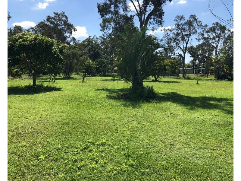 6 Lockett Close, Oakhurst QLD 4650