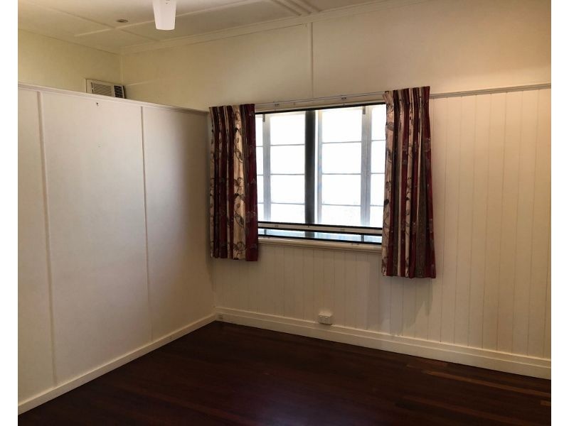 25 Queen Street, Maryborough QLD 4650