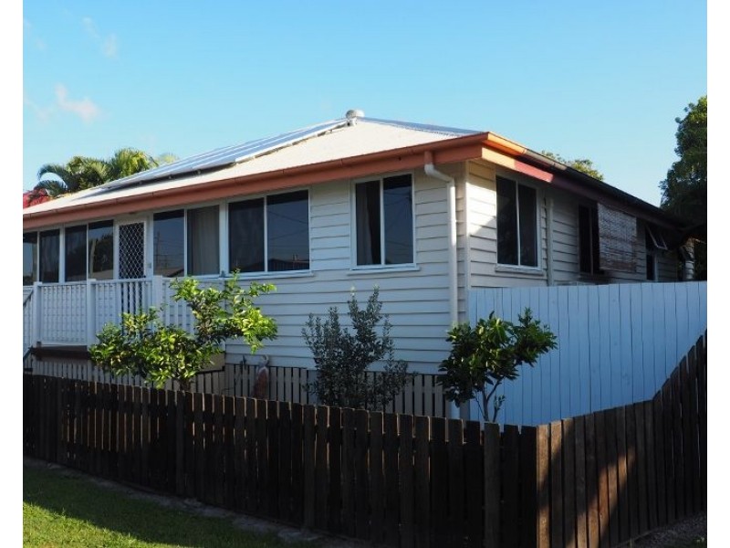 12 Charles Street, Maryborough QLD 4650