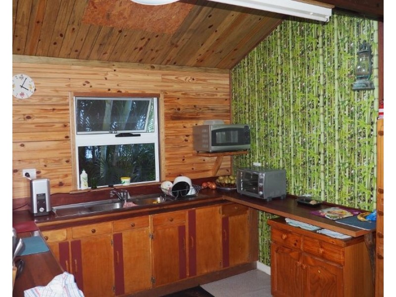 12 Charles Street, Maryborough QLD 4650