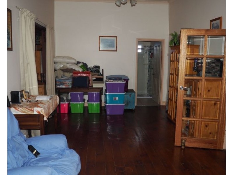 12 Charles Street, Maryborough QLD 4650