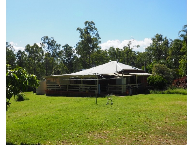 32 Eaton Street, Brooweena QLD 4620