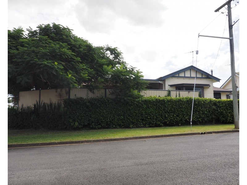 2 Prospect Street, Maryborough QLD 4650