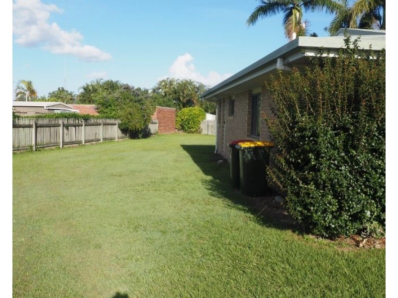 1 and 2/8 Magnolia Court, Maryborough QLD 4650