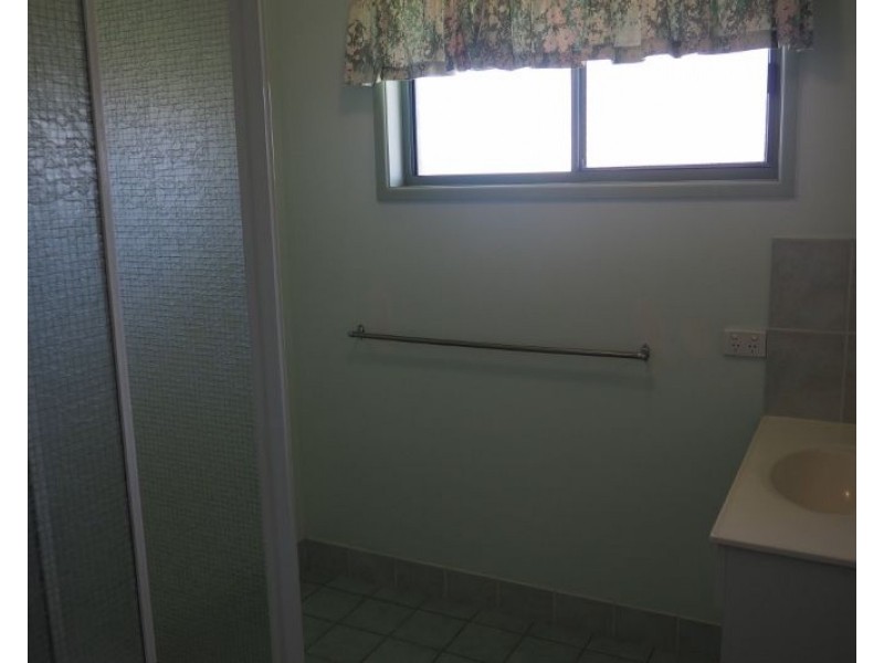 1 and 2/8 Magnolia Court, Maryborough QLD 4650