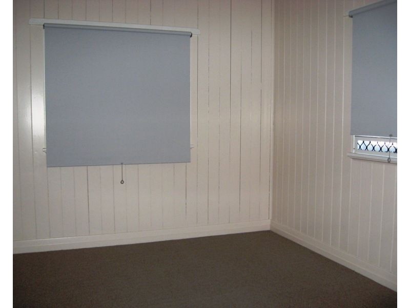 2/196 John Street, Maryborough QLD 4650