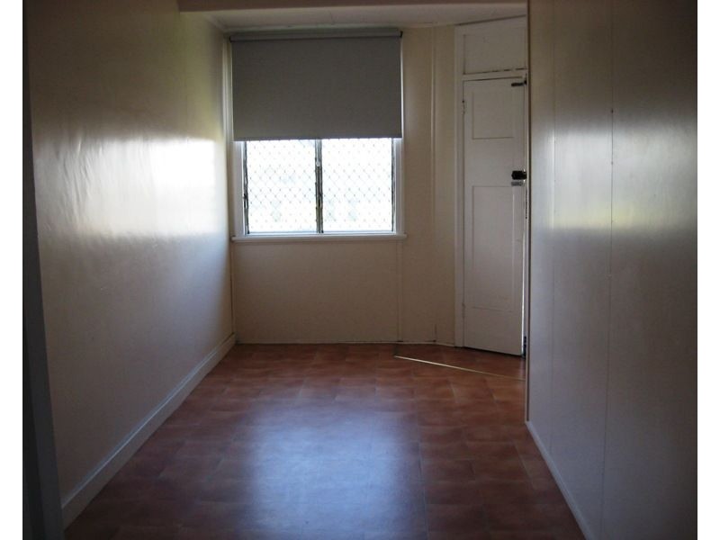 2/196 John Street, Maryborough QLD 4650