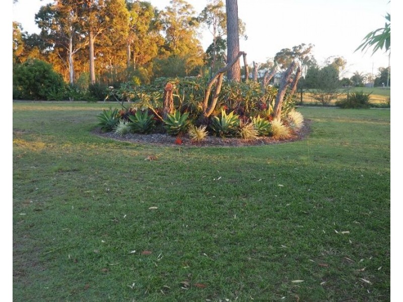 196 Charles Bruce Drive, Oakhurst QLD 4650