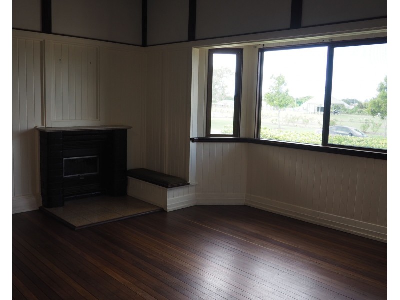 2 Prospect Street, Maryborough QLD 4650