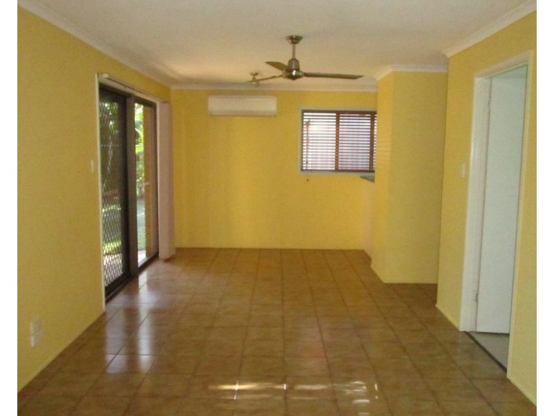 10 Jocelyn Parade, Granville QLD 4650