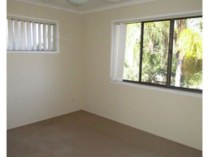 10 Jocelyn Parade, Granville QLD 4650