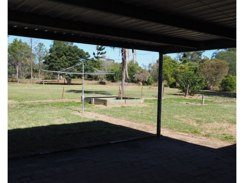 98 Dunford Road East, Grahams Creek QLD 4650