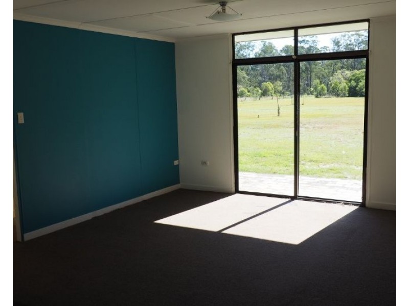 98 Dunford Road East, Grahams Creek QLD 4650