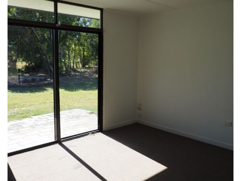 98 Dunford Road East, Grahams Creek QLD 4650