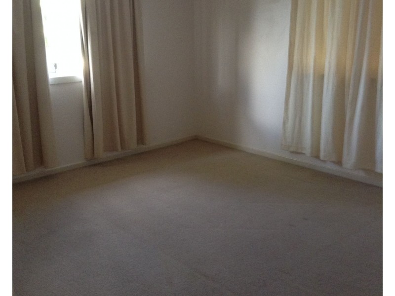 21 Hillcrest Avenue, Maryborough QLD 4650