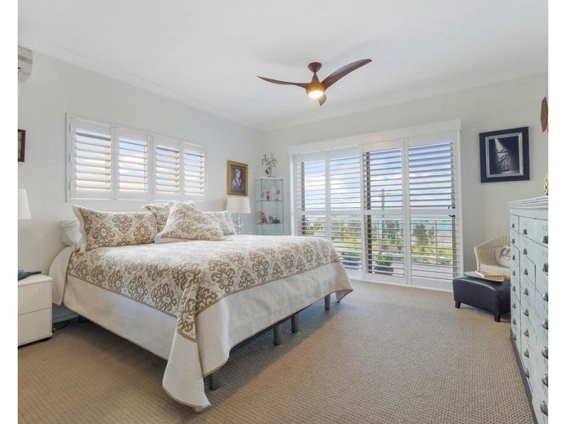 101 Esplanade, Point Vernon QLD 4655