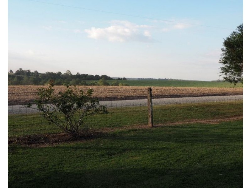 74 Berthelsen Road, Yerra QLD 4650