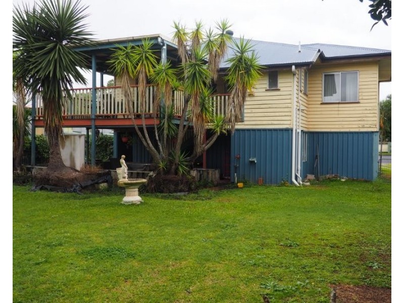 3 Smith Street, Maryborough QLD 4650