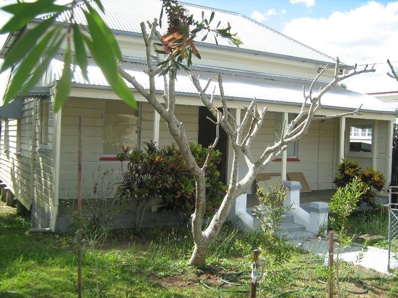 156 Cheapside Street, Maryborough QLD 4650